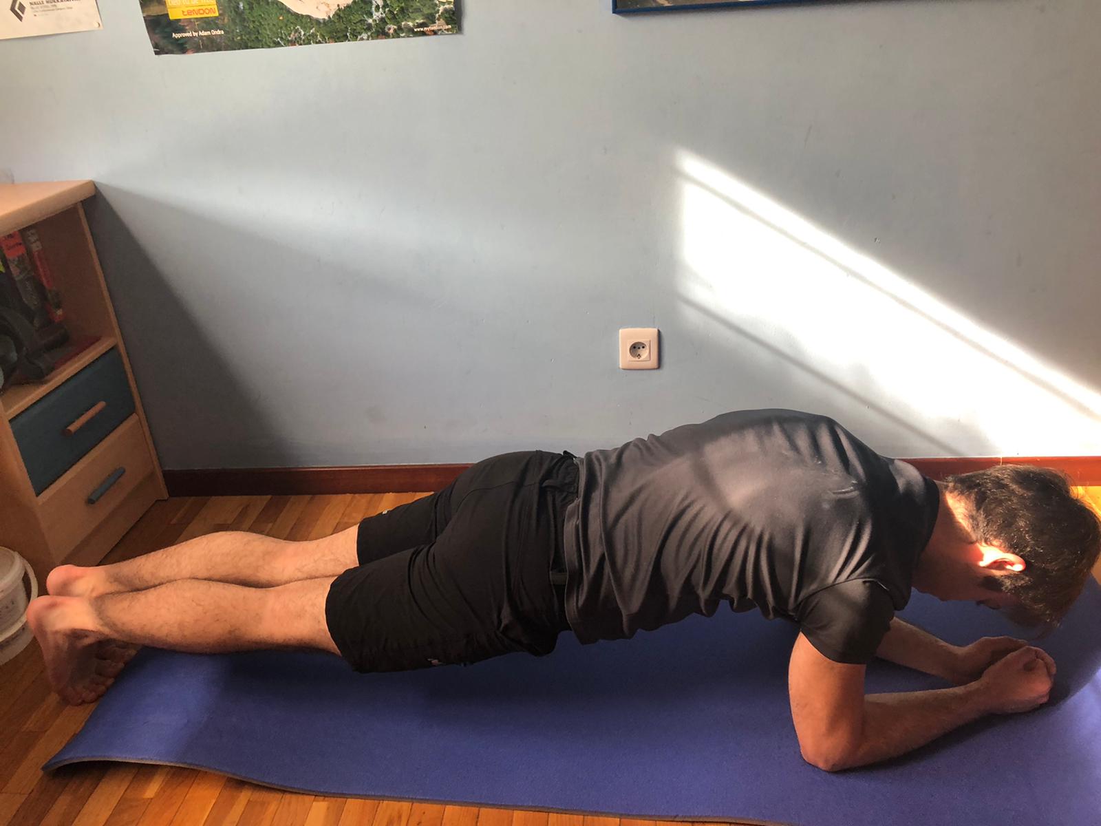 #YOENTRENOENCASA CON IKER CARRERA